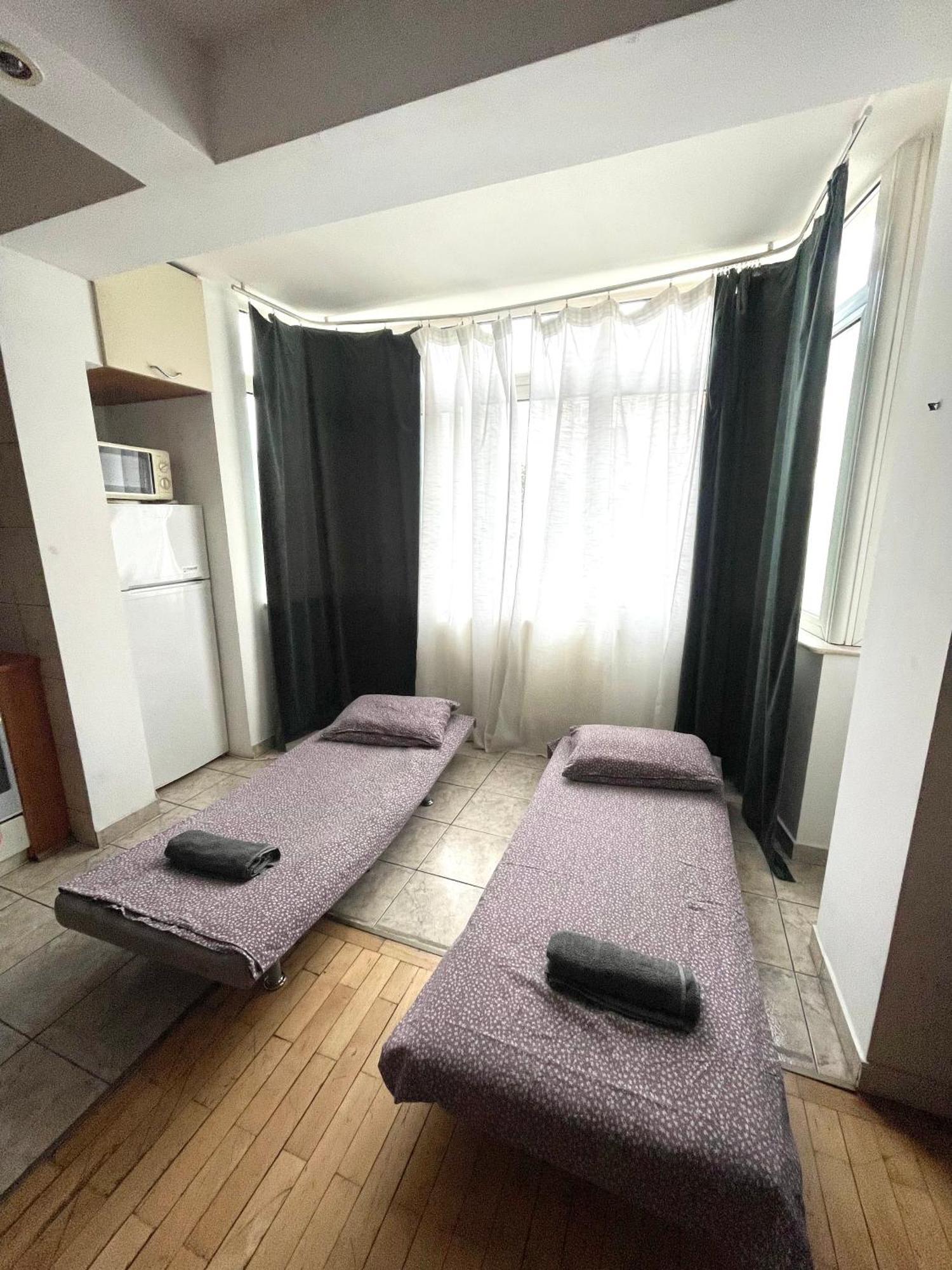 Old Town Chic 1 Bedroom W Self Check In Бухарест Екстер'єр фото